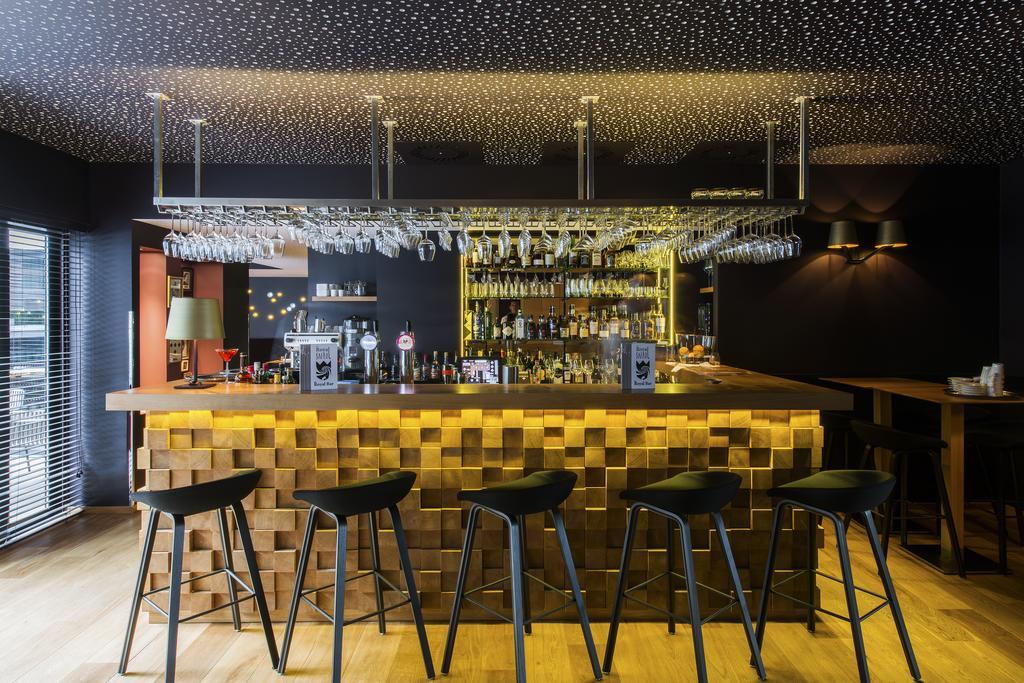 Hotel The Royal Snail Namur Bagian luar foto