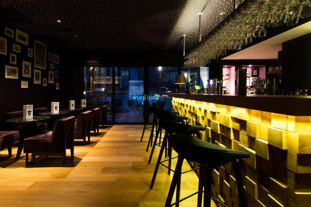 Hotel The Royal Snail Namur Bagian luar foto
