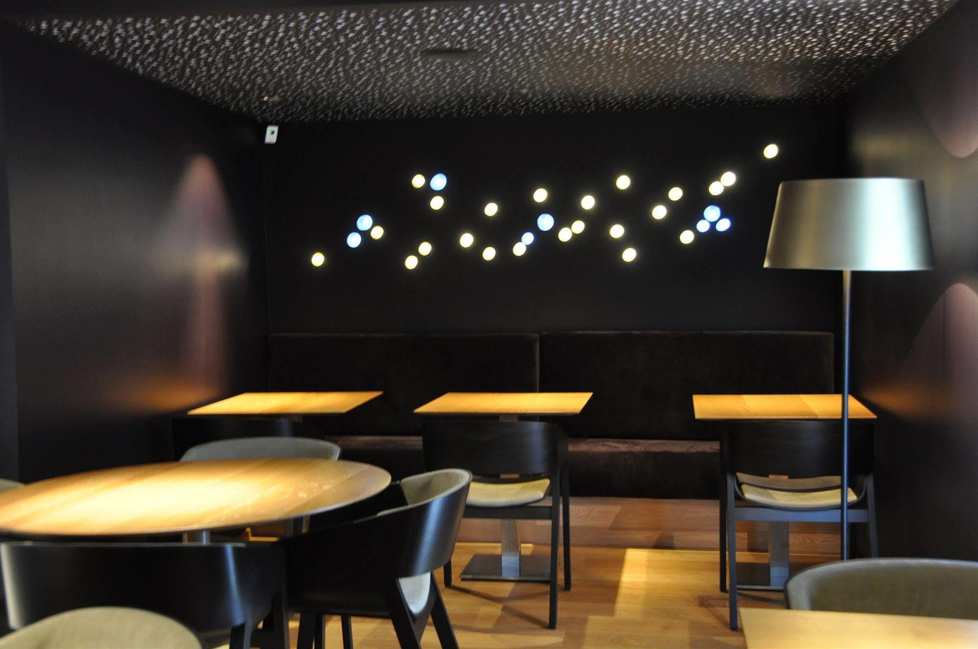 Hotel The Royal Snail Namur Bagian luar foto